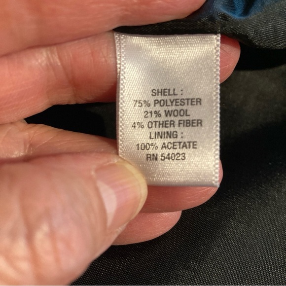 Banana Republic Pencil Mini-Skirt, Size 12, Gray & Black Stripes, Wool Blend - Picture 6 of 8